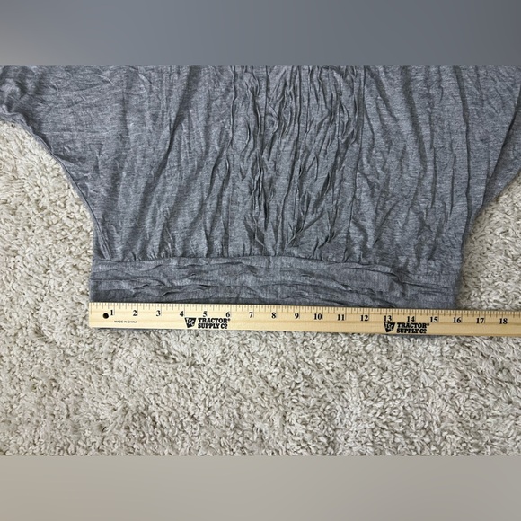 Women's Size Medium Max Studio Top NWT - Picture 6 of 9